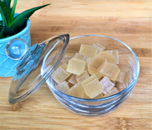 Load image into Gallery viewer, Kanten Crystal Candies 琥珀糖 (Kohakutou) Using organic cane sugar, the kohakutou becomes gentle sweetness. Ingredient: Kanten, cane sugar and water
