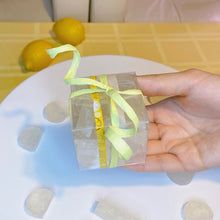 Load image into Gallery viewer, Kanten Crystal Candies 琥珀糖 (Kohakutou) Citrus Sunshine in Clear Box
